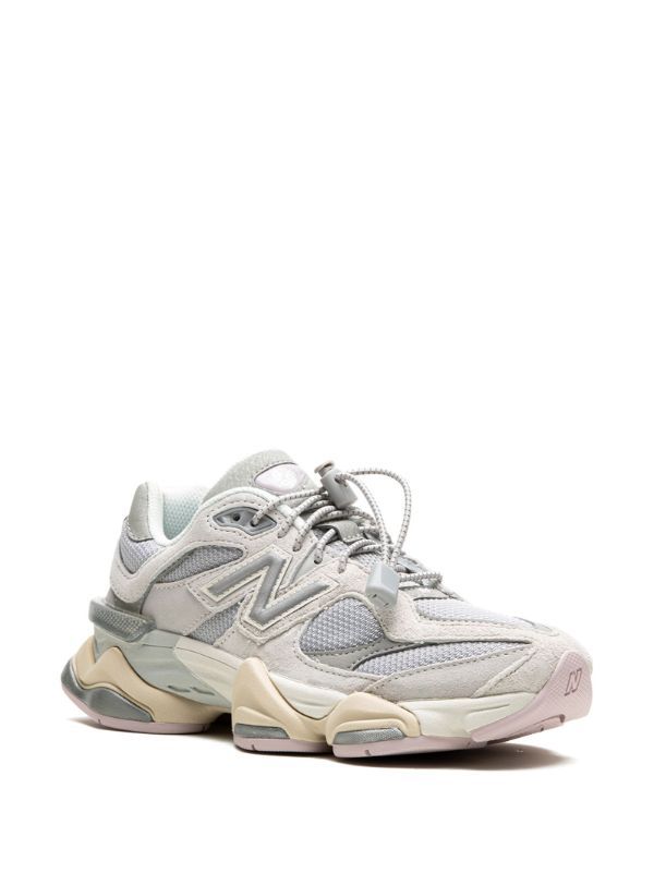 New Balance Light Grey