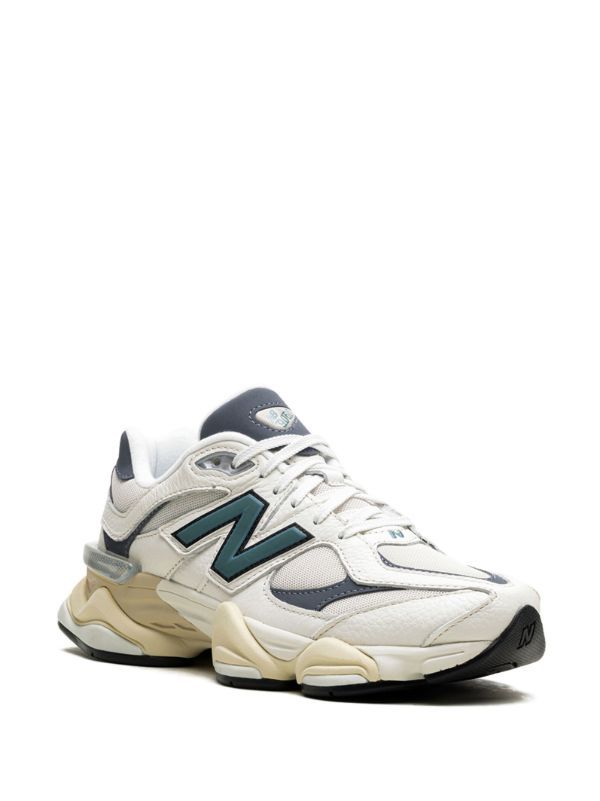 New Balance White-Grey