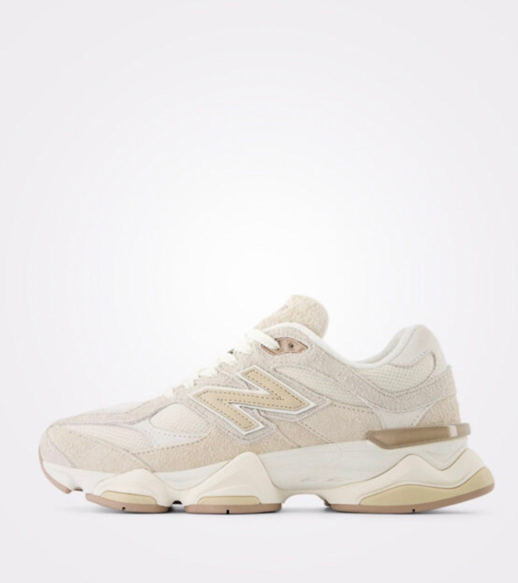 New Balance 9060 ‘Bisque Sea Salt'