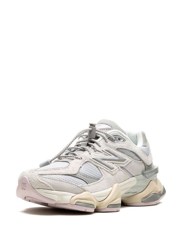 New Balance Light Grey