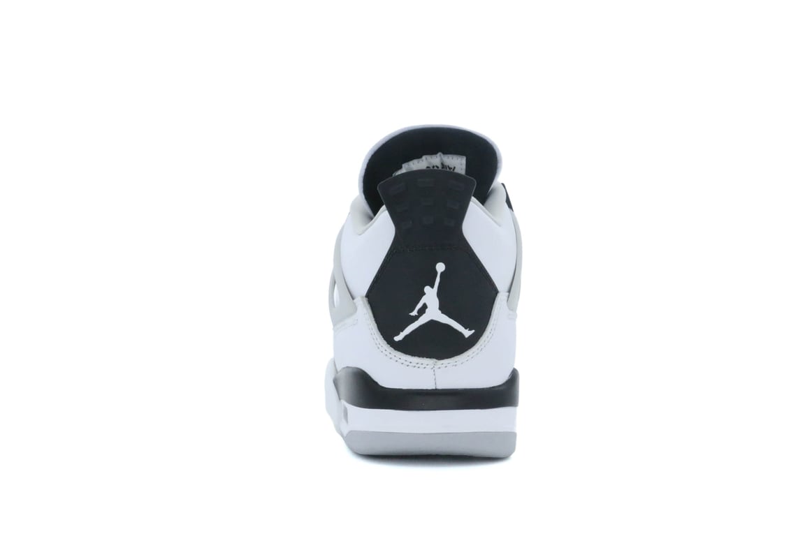 Air Jordan 4 Retro "Military Black”