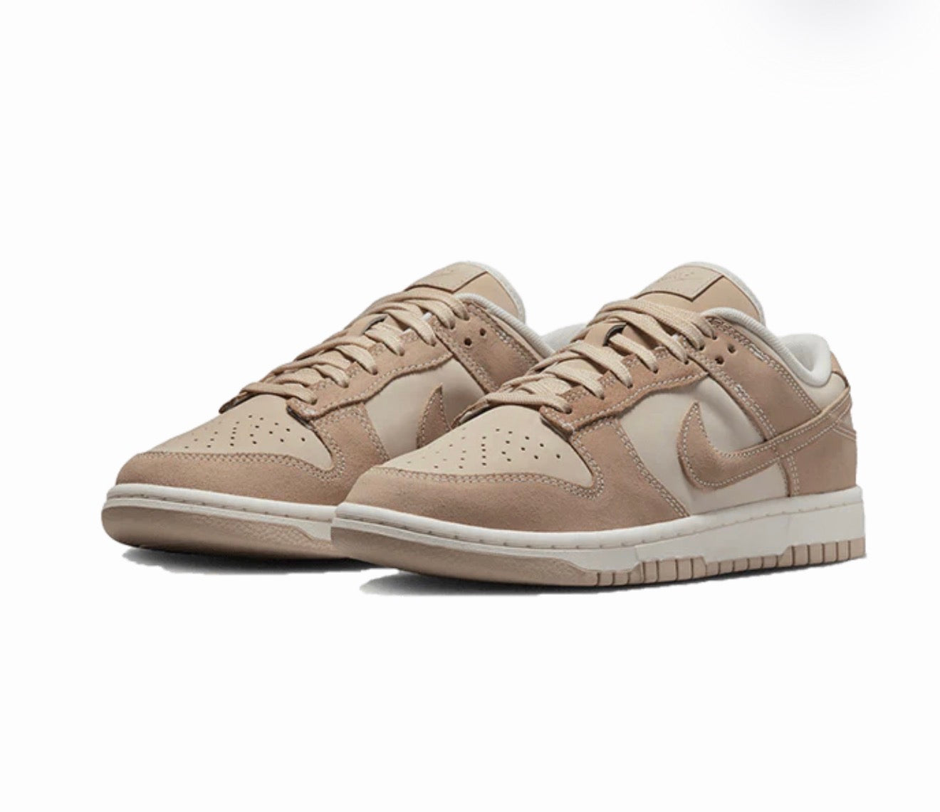 Nike Dunk Low SE Sanddrift